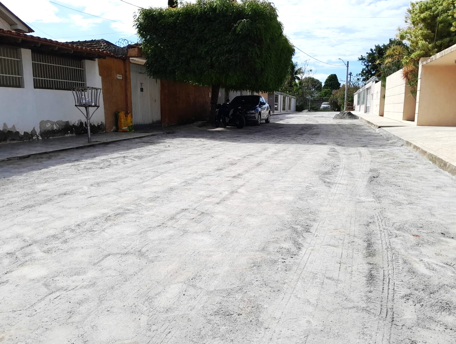 Prefeitura conclui calçamento e melhorias na parte final da avenida Agenor Luiz Heringer